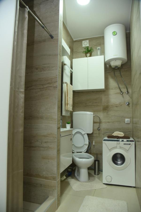 Apartmani Sofronic Loznica 1 Bagian luar foto